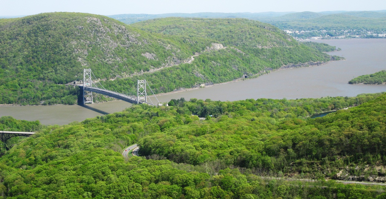 Bear Mountain Bridge and the Hudson River from Popolopen Torne - Harriman-Bear Mountain State Parks - Photo: Daniel Chazin